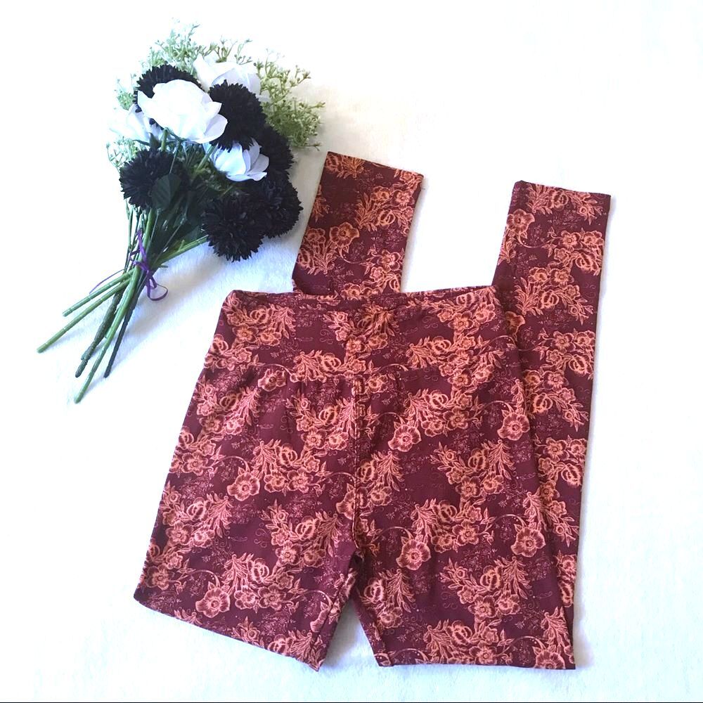 LuLaRoe Leggings OS Paisley Red Orange